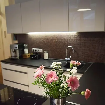شقة Hochwertige 4-zimmer-wohnung In Koln-sulz كولونيا