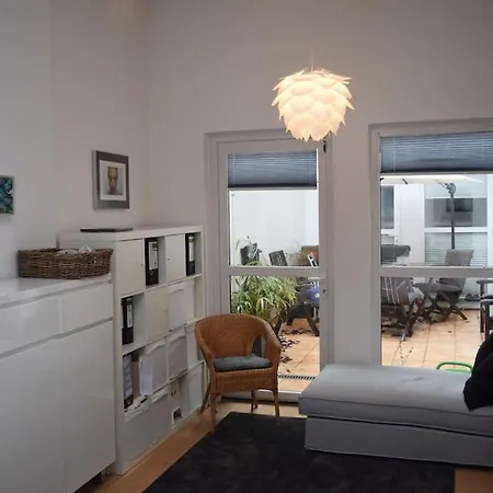 Apartment Hochwertige 4-zimmer-wohnung In Koln-sulz Cologne