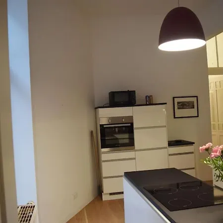 Apartment Hochwertige 4-zimmer-wohnung In Koln-sulz Cologne