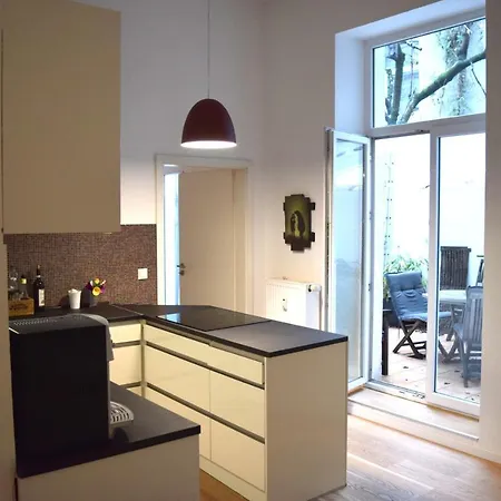 Hochwertige 4-zimmer-wohnung In Koln-sulz Apartment Köln